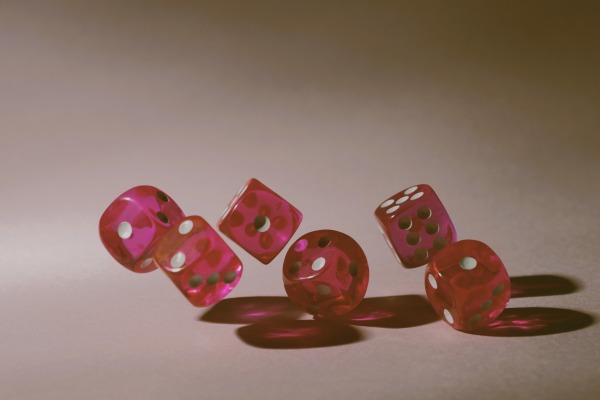 Pimentez vos soirées en amoureux avec les jeux de sociétés pour adultes